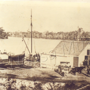 Tewantin_Thumbnail_Wharf